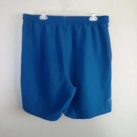 Under armour Shorts size xl ( bag G ) - Picture 2 of 3